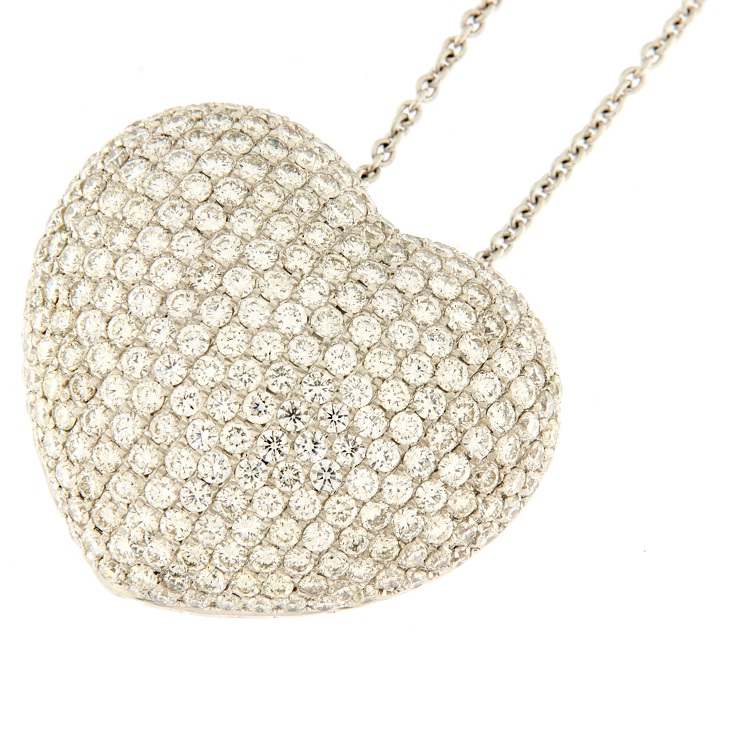 G3230-guidetti-necklace-in-white-gold-with-heart-in-diamonds