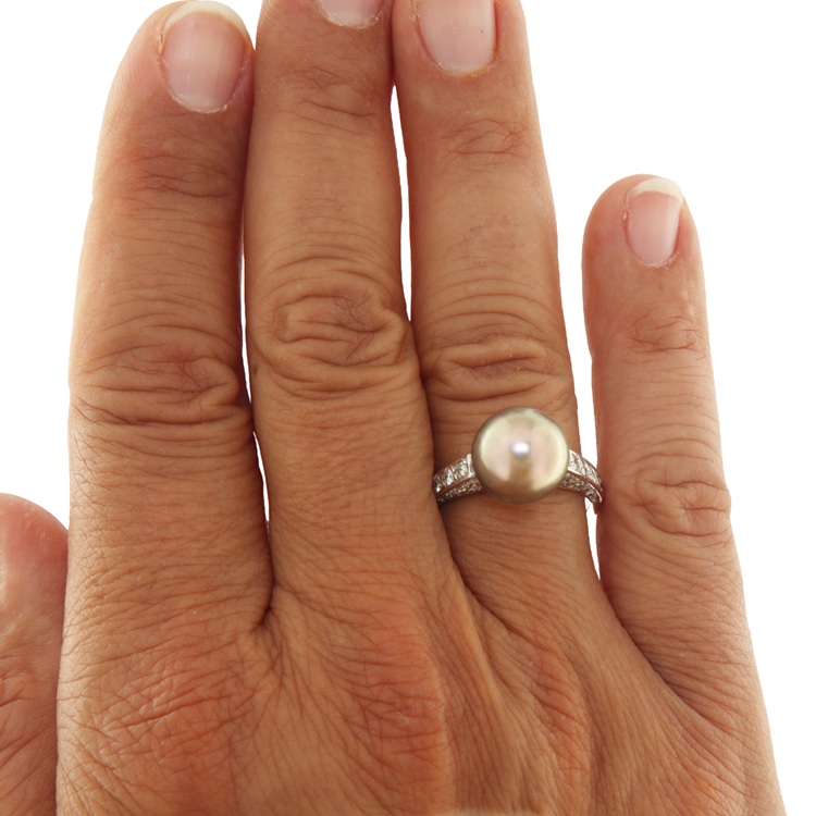 G3997d-anello-vintage-guidetti-oro-perla-diamanti